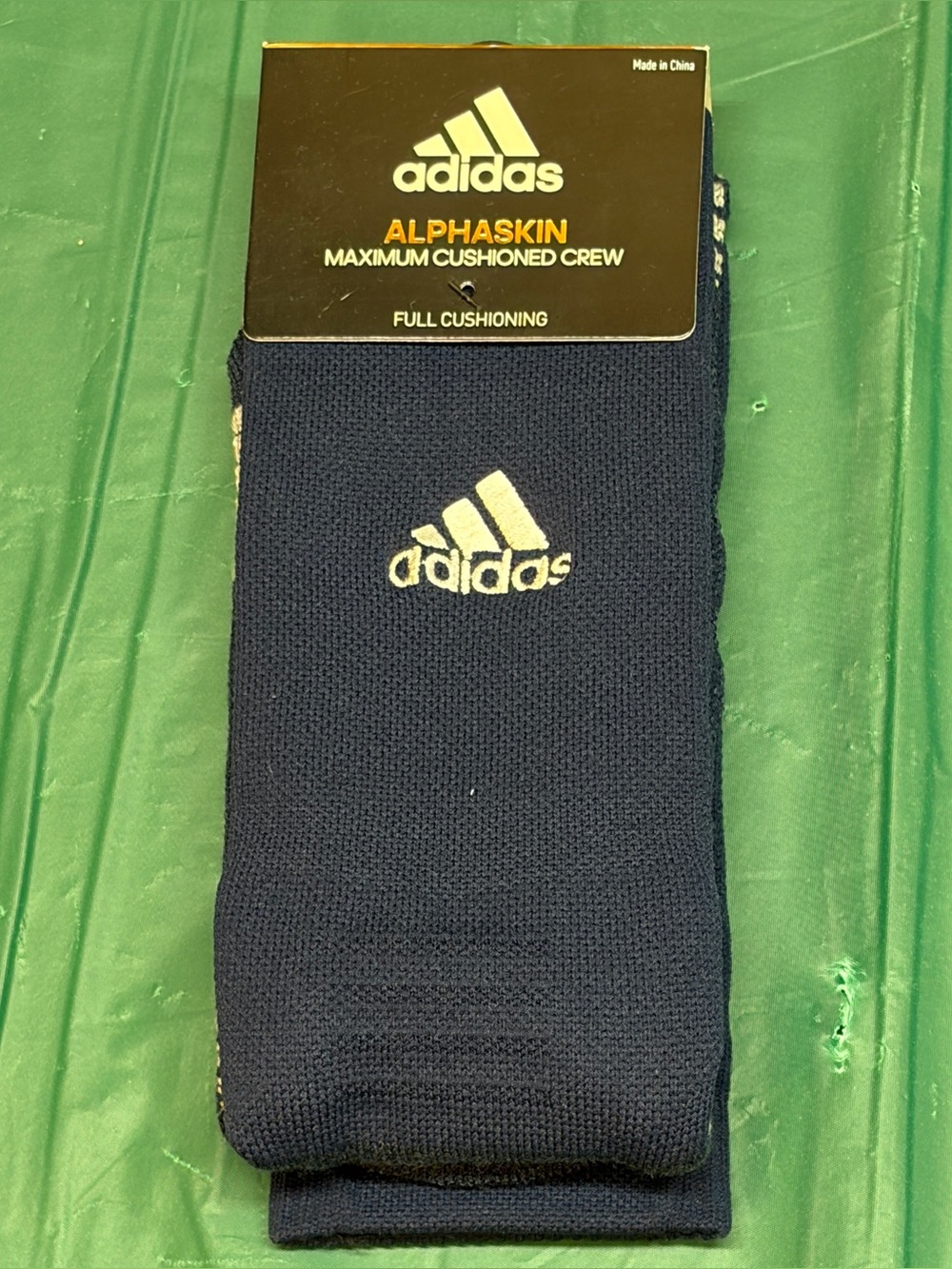 Adidas Alphaskin Maximum Cushion Crew Socks Size Med Navy Blue With White Logo